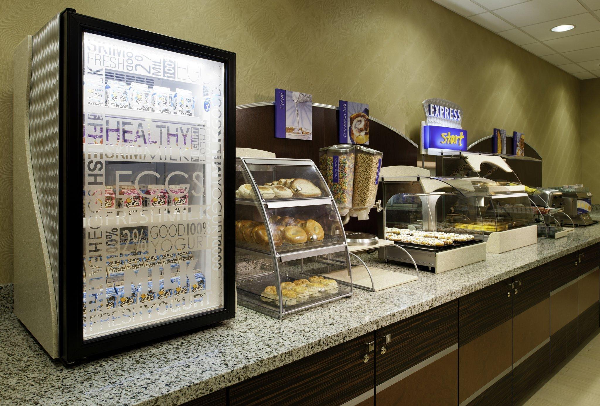 Holiday Inn Express Pittsburgh West - Greentree, An Ihg Hotel Crafton Eksteriør bilde