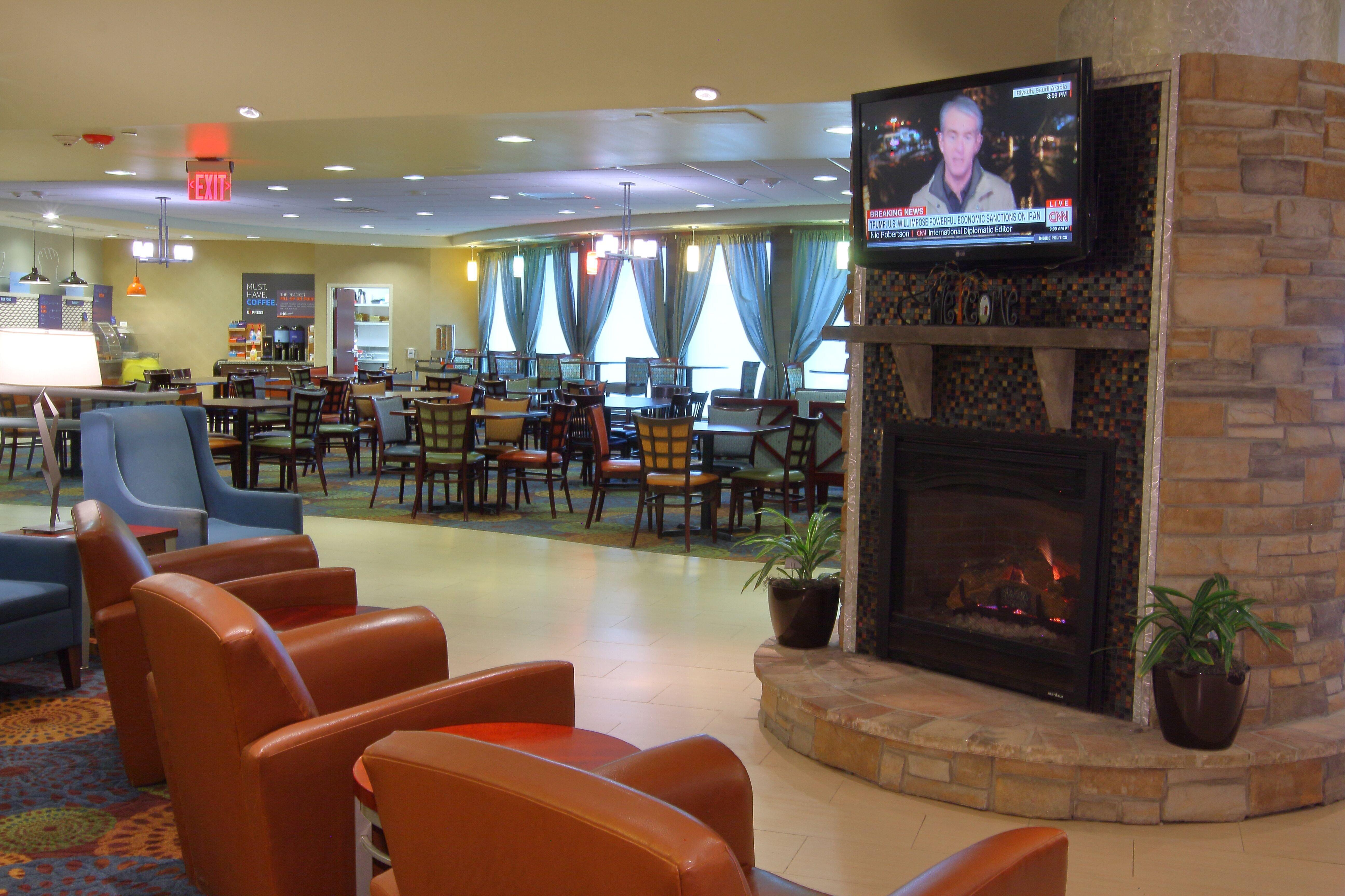Holiday Inn Express Pittsburgh West - Greentree, An Ihg Hotel Crafton Eksteriør bilde