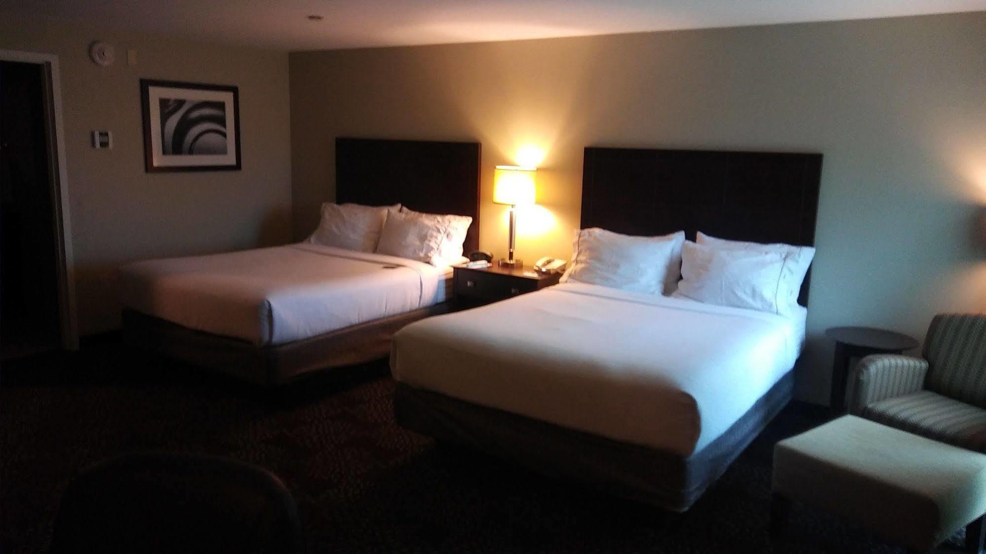 Holiday Inn Express Pittsburgh West - Greentree, An Ihg Hotel Crafton Eksteriør bilde