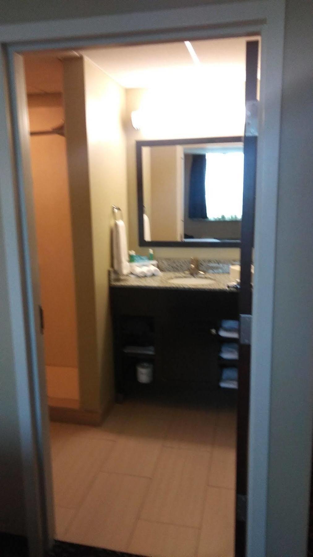 Holiday Inn Express Pittsburgh West - Greentree, An Ihg Hotel Crafton Eksteriør bilde