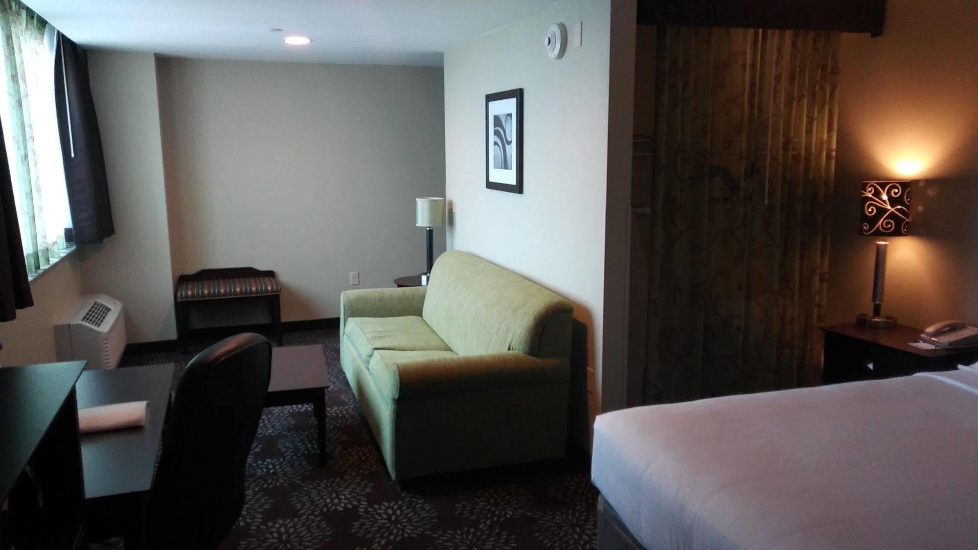 Holiday Inn Express Pittsburgh West - Greentree, An Ihg Hotel Crafton Eksteriør bilde